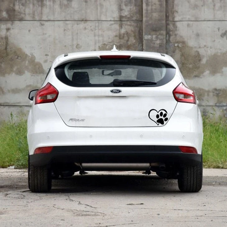 Autocollant De Voiture Marque De Pied Et Coeur